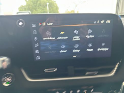 New 2026 Chevrolet Equinox LT w/ Convenience Package II image 25