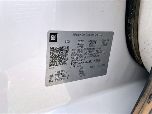 Used 2020 Cadillac Escalade ESV Platinum AWD/4WD image 34