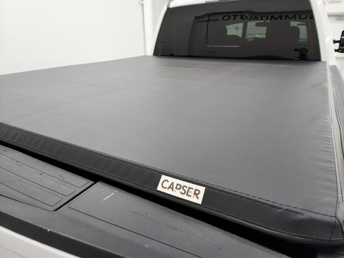 Used 2022 Ford F250 Lariat image 31