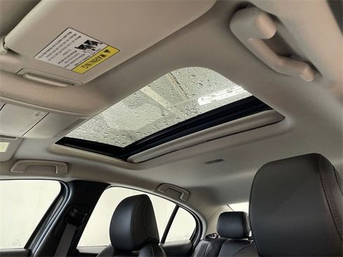 Certified 2025 MAZDA MAZDA3 2.5 Turbo Sedan w/Premium Plus image 22