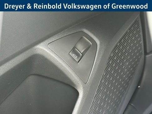 New 2026 Volkswagen Jetta SE image 23