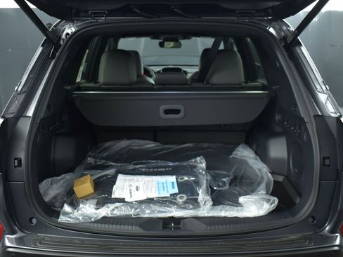 New 2025 Subaru Forester Limited image 15