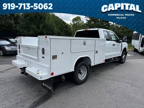 New 2025 Ford F350 XL w/ XL Chrome Package image 8