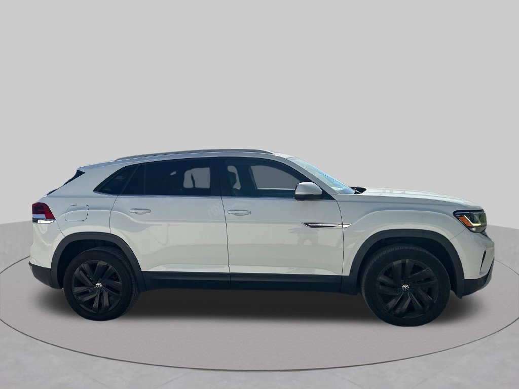 Used 2022 Volkswagen Atlas Cross Sport SE FWD image 36