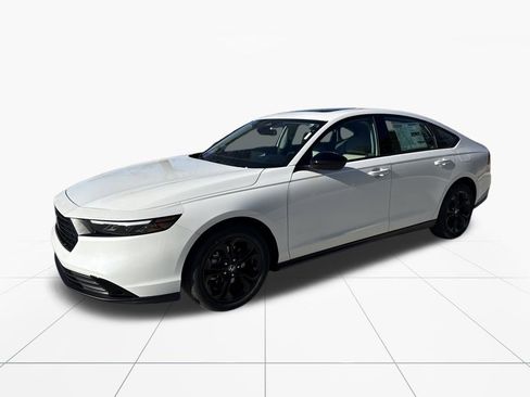 New 2025 Honda Accord SE image 3