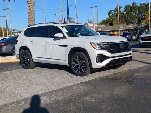 New 2026 Volkswagen Atlas SEL Premium R-Line AWD/4WD image 2