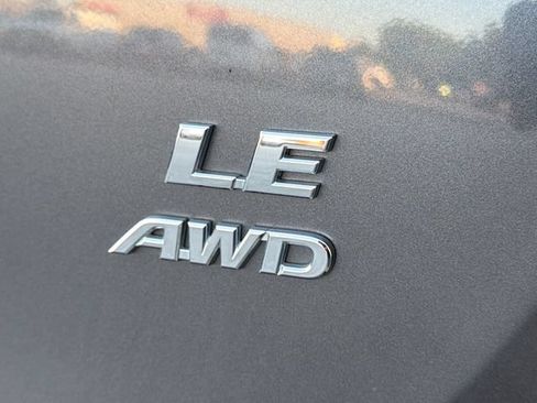 Used 2018 Toyota RAV4 LE w/ All Weather Liner Package AWD/4WD image 35
