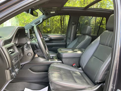 Used 2024 Chevrolet Tahoe RST w/ Luxury Package image 14