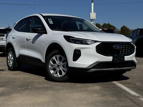 New 2026 Ford Escape Active w/ Tech Pack #1 image 2