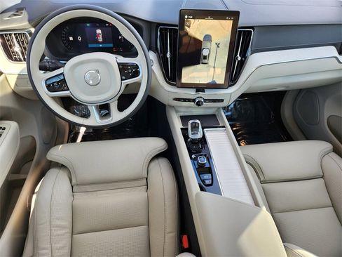 New 2026 Volvo XC60 T8 Ultra w/ Protection Package Premier image 15