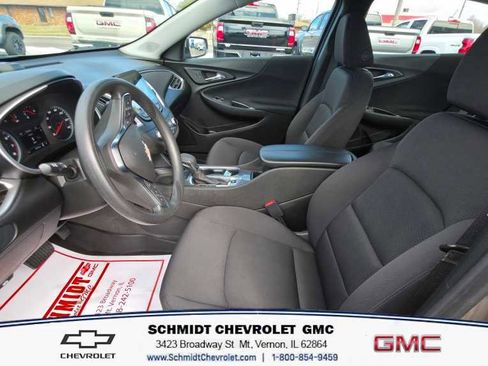 Used 2024 Chevrolet Malibu LT image 12