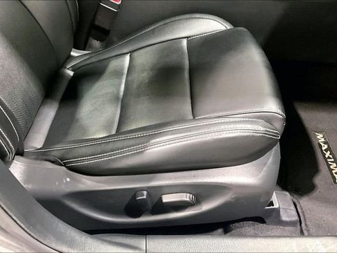 Used 2023 Nissan Maxima SL FWD image 41