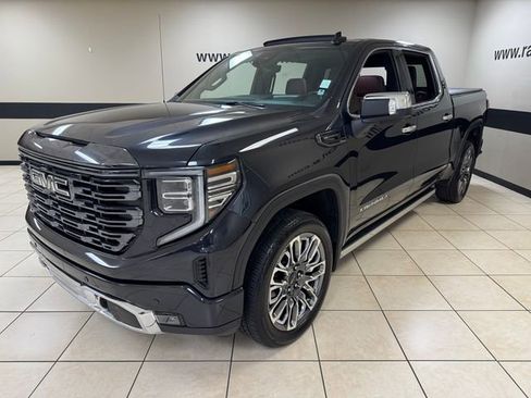 Used 2024 GMC Sierra 1500 Denali Ultimate AWD/4WD image 3