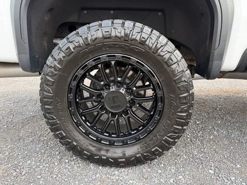 Used 2024 GMC Sierra 2500 AT4X w/ AT4X AEV Edition AWD/4WD image 23