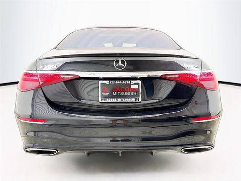 Used 2022 Mercedes-Benz S 500 4MATIC w/ AMG Line Package image 31