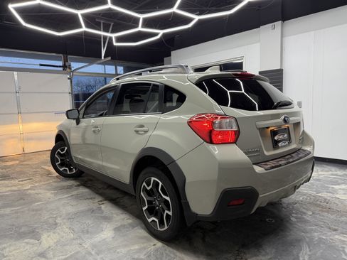 Used 2016 Subaru Crosstrek 2.0i Limited image 3