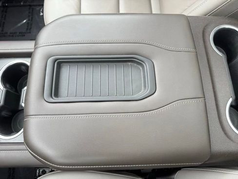 Used 2022 Chevrolet Tahoe Z71 w/ Z71 Off-Road Package image 22