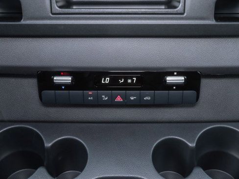 New 2025 Mercedes-Benz Sprinter 2500 image 18