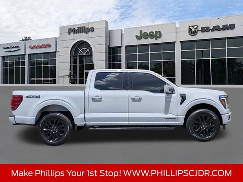 Used 2024 Ford F150 Lariat AWD/4WD image 2