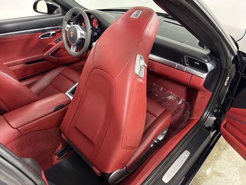 Certified 2016 Porsche 911 Targa 4S image 25