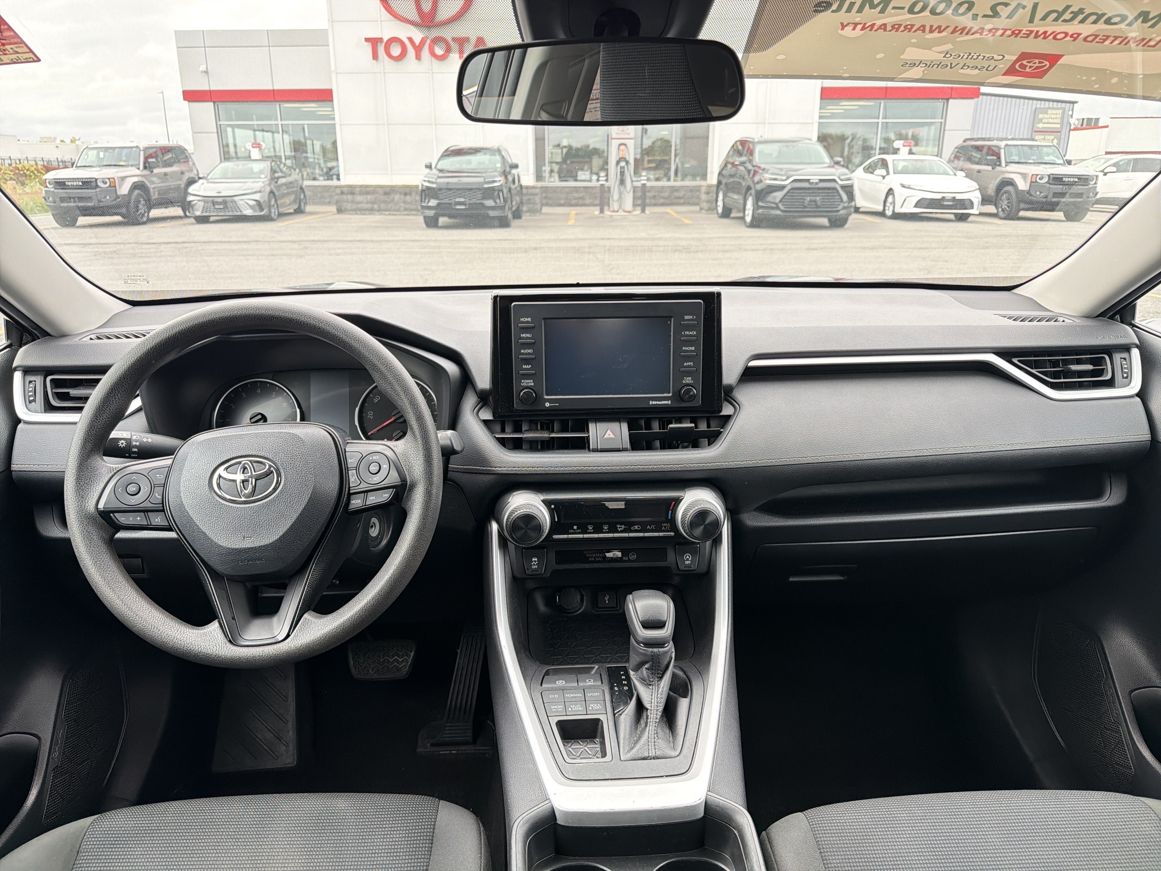 Certified 2021 Toyota RAV4 LE AWD/4WD image 11