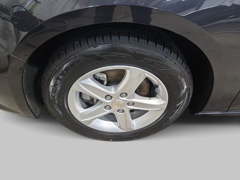 Used 2023 Chevrolet Malibu LT image 31