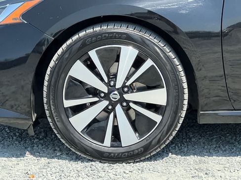 Used 2021 Nissan Altima 2.5 SV FWD image 34