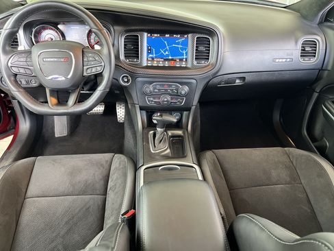 Used 2022 Dodge Charger Scat Pack w/ Dynamics Package RWD image 29