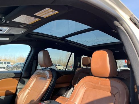 Used 2023 Lincoln Aviator Reserve image 25