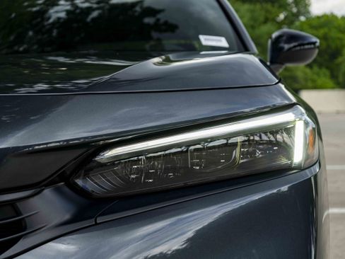 Used 2024 Honda Civic Sport image 11