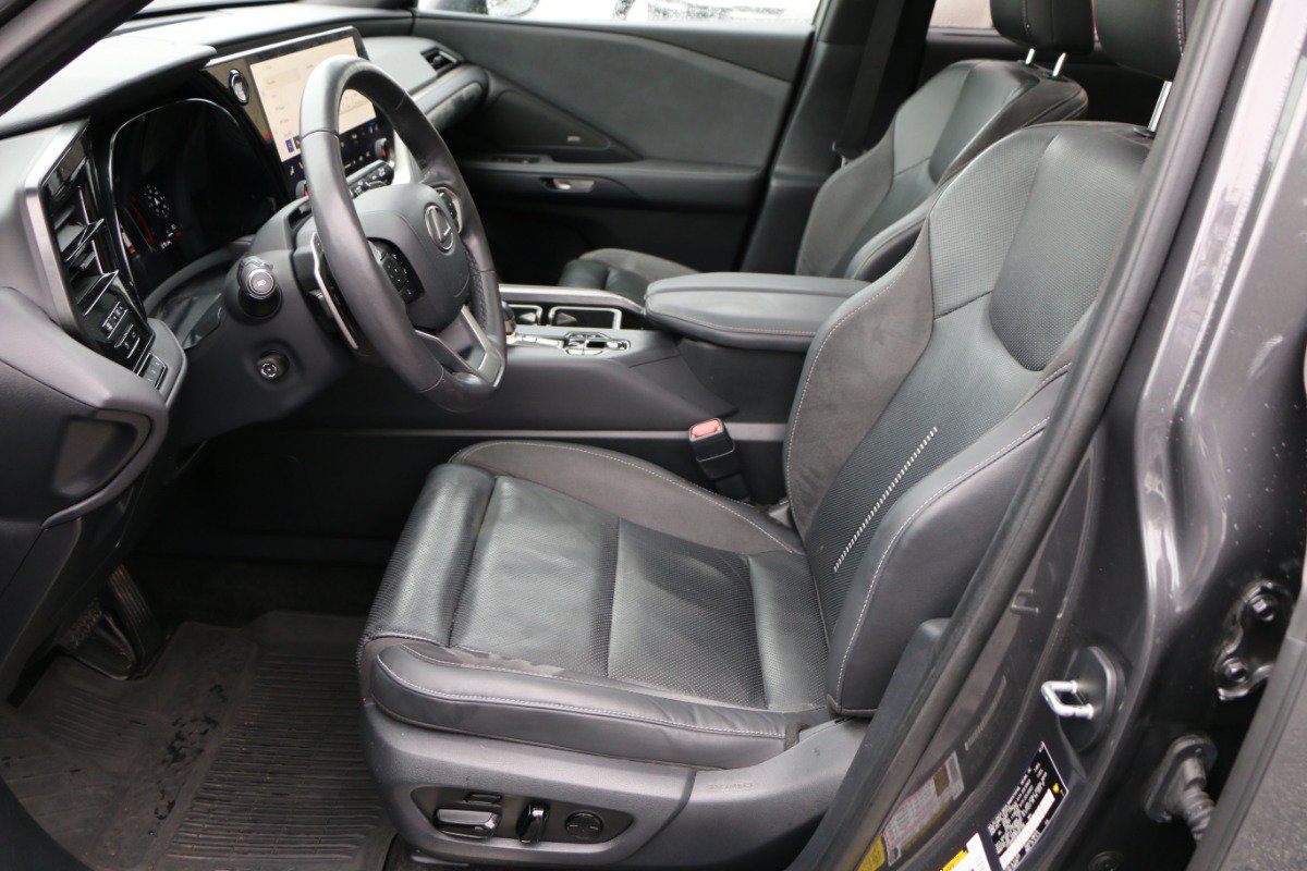 Used 2024 Lexus TX 350 AWD w/ Technology Package image 28