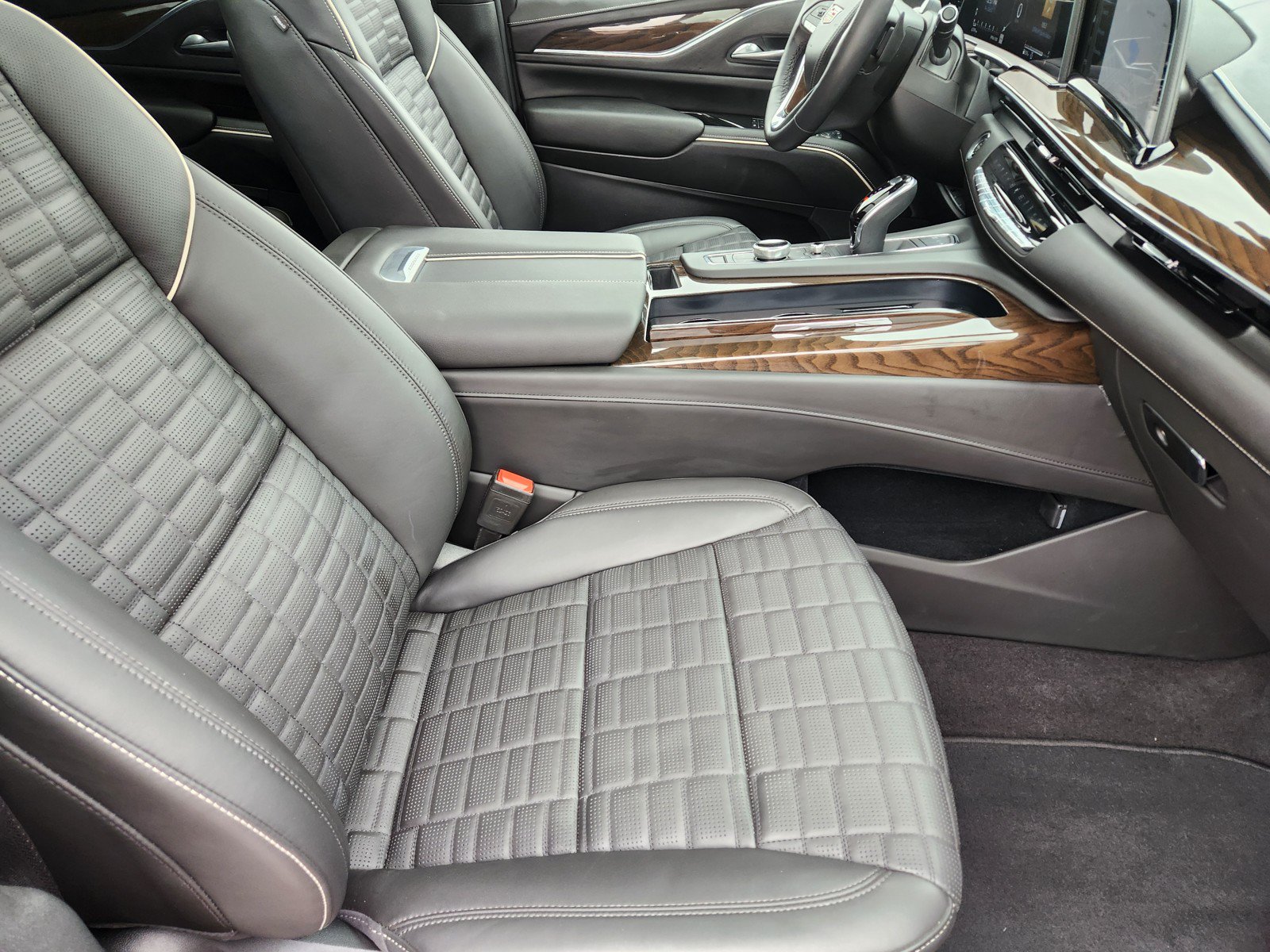 Certified 2024 Cadillac Escalade Sport Platinum AWD/4WD image 11
