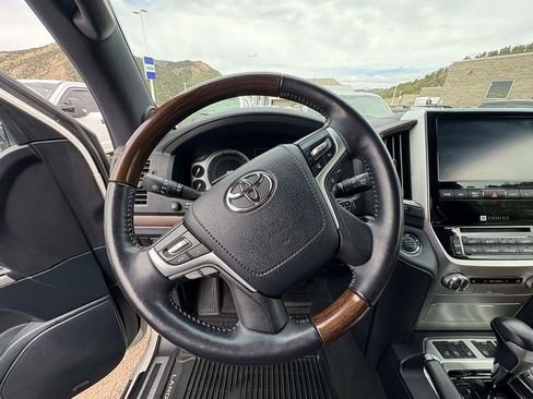 Used 2020 Toyota Land Cruiser AWD/4WD image 2