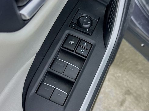 Used 2024 Toyota RAV4 XLE w/ Convenience Package image 19