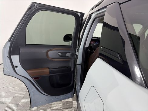 Used 2022 Ford Bronco Sport Outer Banks w/ Tech Package image 12