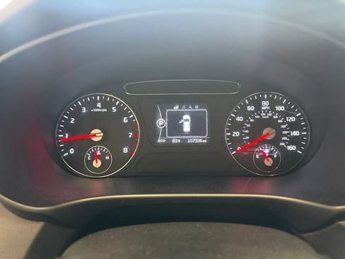Used 2018 Kia Sorento AWD image 4