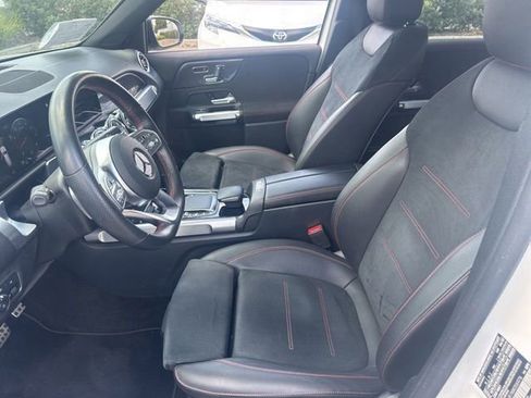 Used 2022 Mercedes-Benz GLB 250 4MATIC image 13