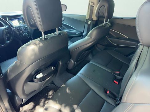 Used 2017 Hyundai Santa Fe Sport FWD image 16
