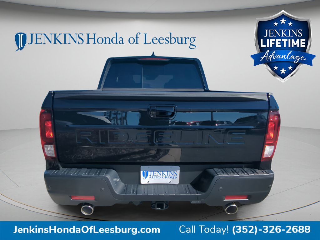 New 2026 Honda Ridgeline Black Edition image 4
