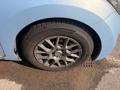 Used 2011 Hyundai Elantra Limited FWD image 20