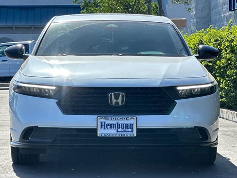 Used 2023 Honda Accord Sport image 9