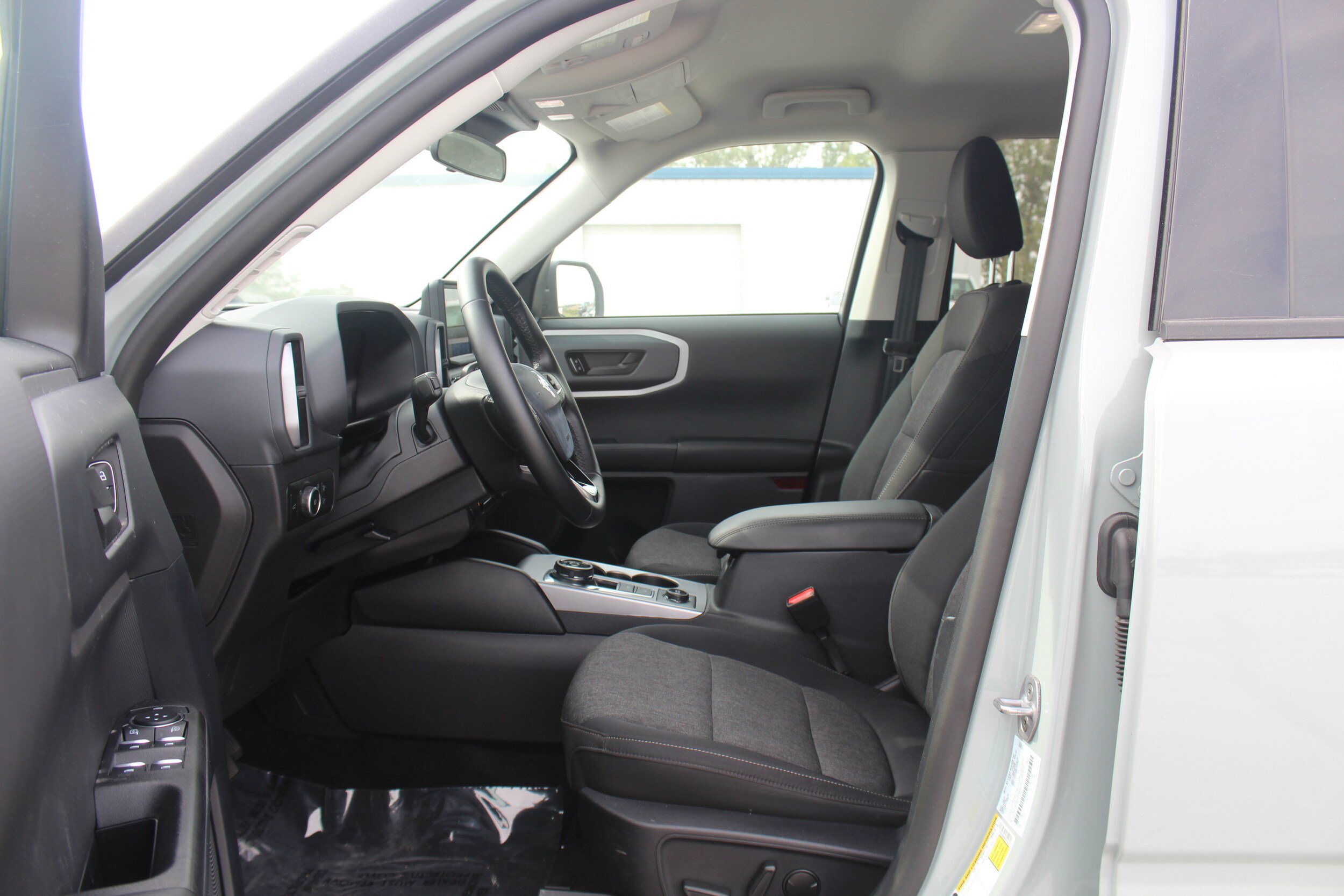Used 2024 Ford Bronco Sport Big Bend w/ Convenience Package AWD/4WD image 14