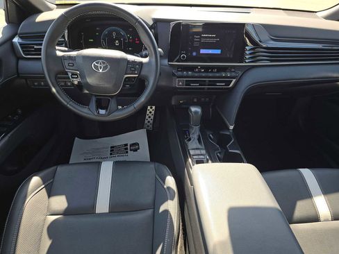 Certified 2025 Toyota Camry SE FWD image 20
