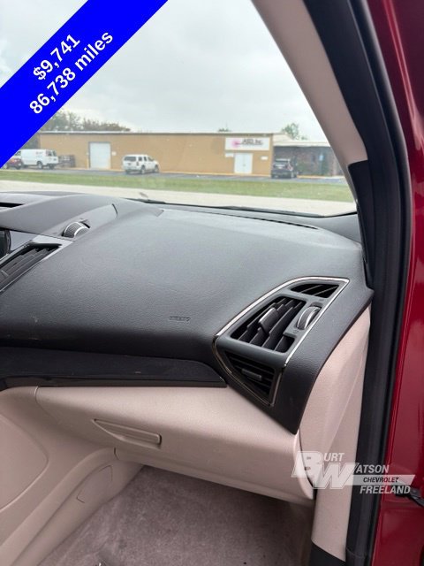 Used 2015 Ford Escape Titanium FWD image 38