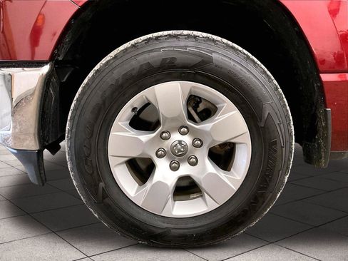 Used 2020 RAM 1500 Big Horn image 8