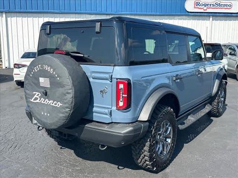 Used 2025 Ford Bronco Badlands AWD/4WD image 3