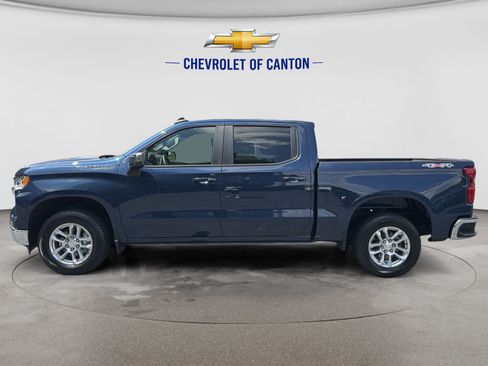 Used 2023 Chevrolet Silverado 1500 LT AWD/4WD image 8