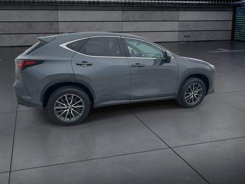 Used 2024 Lexus NX 250 FWD w/ Towing Package (2000 Lbs) image 9