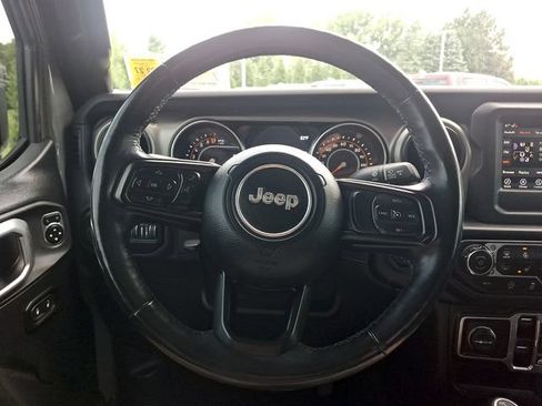 Used 2020 Jeep Gladiator Sport w/ Quick Order Package 24S AWD/4WD image 18