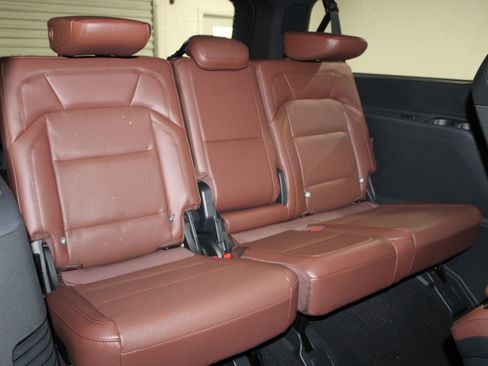 New 2026 Lincoln Navigator L Reserve AWD/4WD image 36
